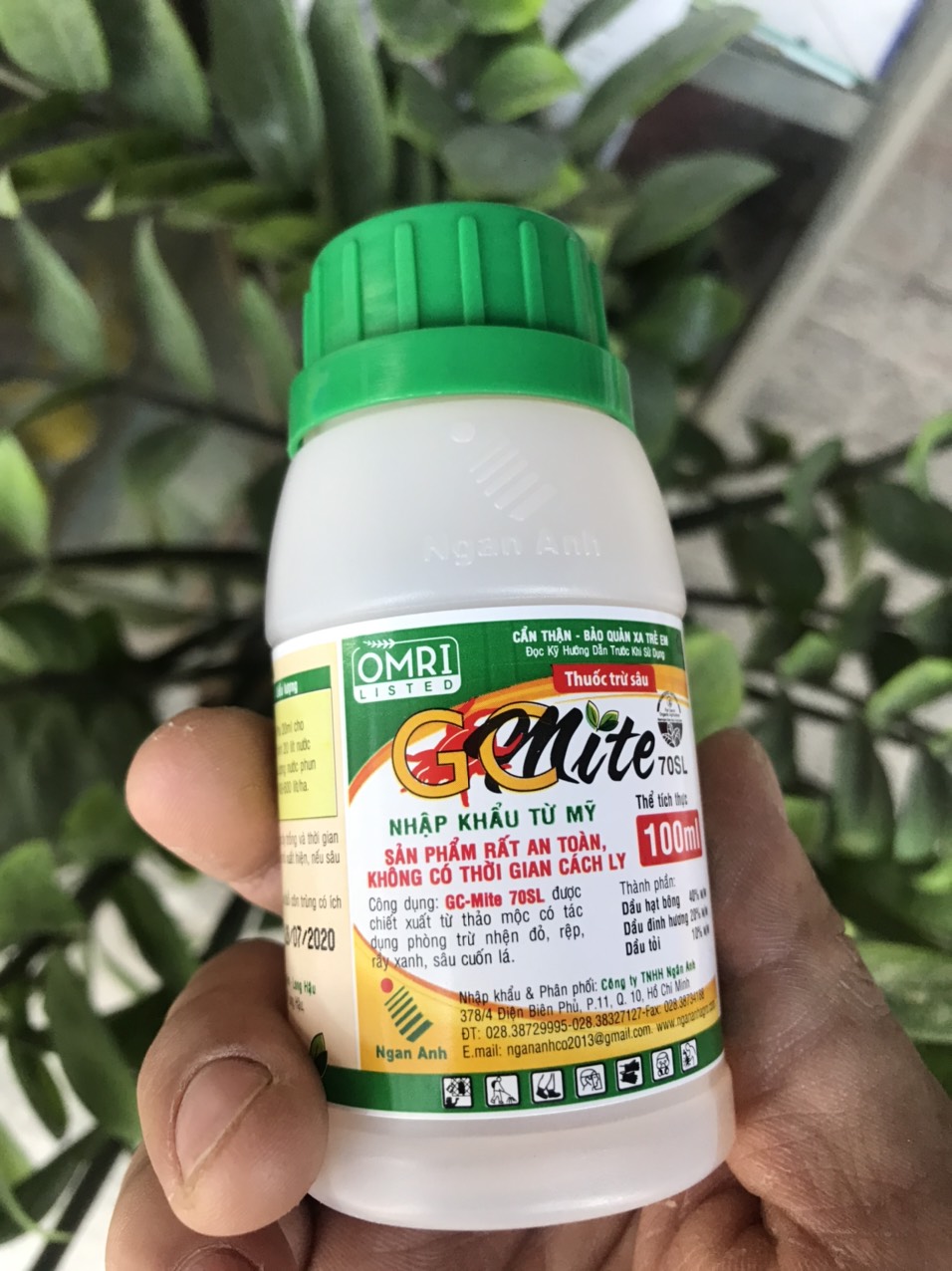 Chỉ Là Dầu Thôi Mà Diệt Được Đủ Thứ Sâu, Rầy, Rệp, Nhện, Dầu Của Mỹ Có Khác